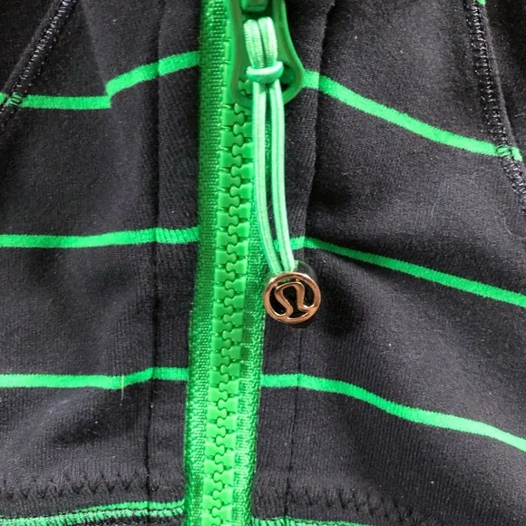 lululemon athletica Blue and Green Chevron Cardigan - Picture 10 of 14